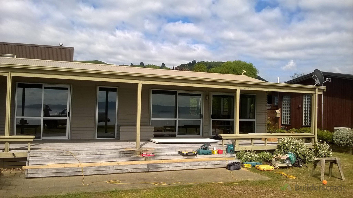 new additional deck pergola