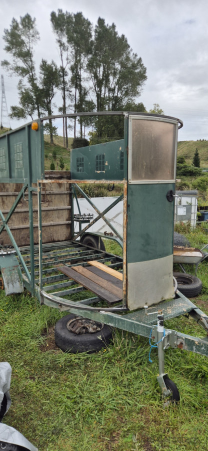 replaced top and bottom on the front of horse float box section rolled into radias to suite