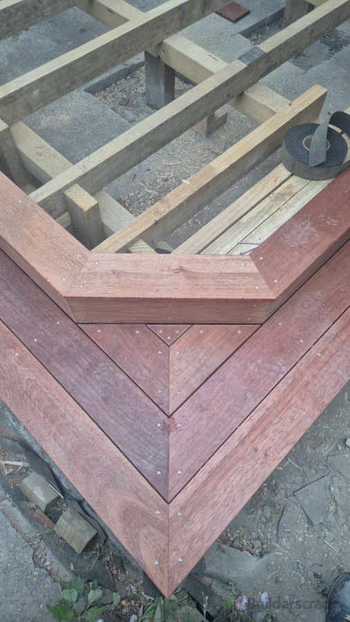 Deck feature step