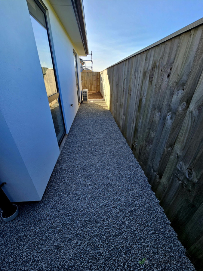 Easy maintenance service area