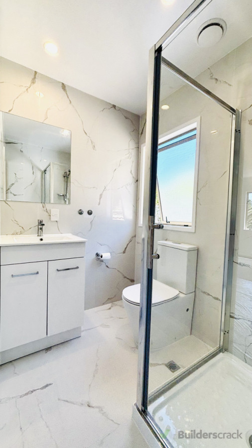 Full bathroom renovated