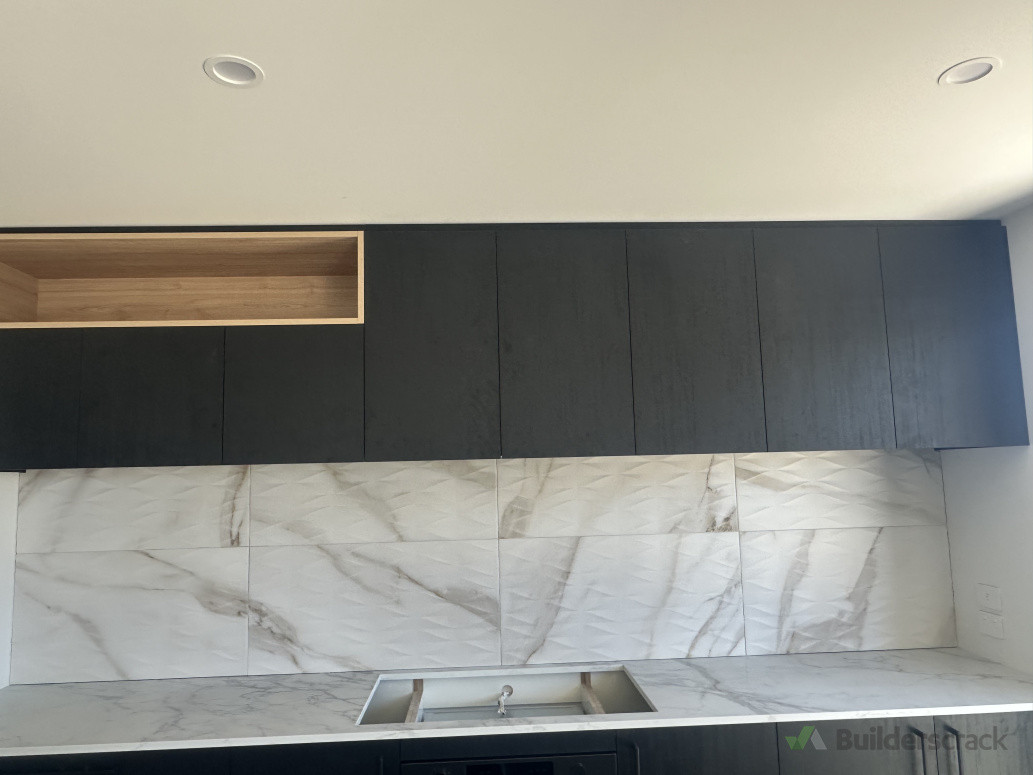 New build splash back