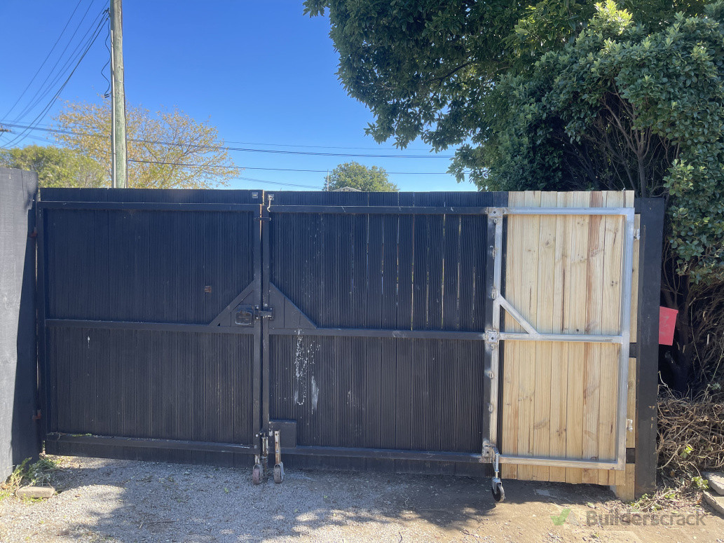 Extend gate