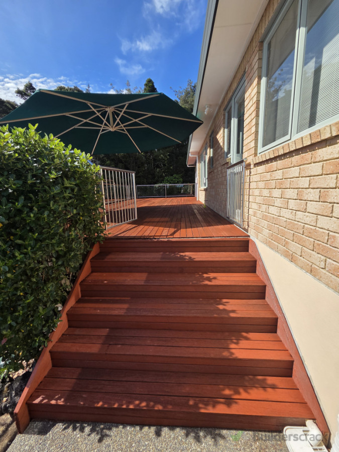 Before the second coat pops. Really satisfying reconditioned of a 105m2 28yo kwila deck