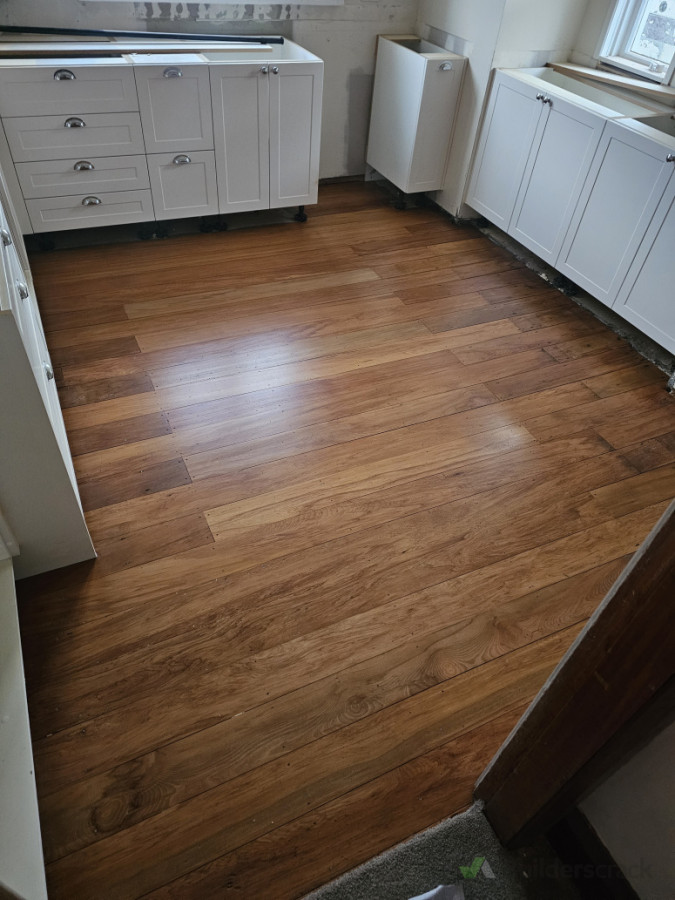 House Reno - Finished floor