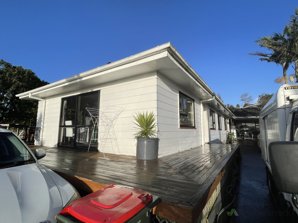House soft wash-Glenfield