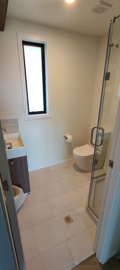 clean toilets