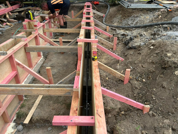 Formwork for cast In-situ Concrete retaining  walls