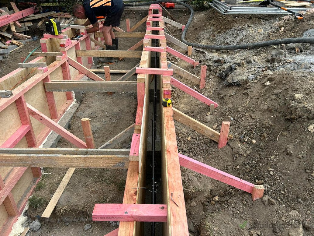 Formwork for cast In-situ Concrete retaining  walls