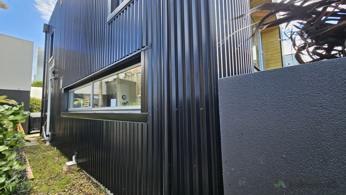 Residential building facade cleaning