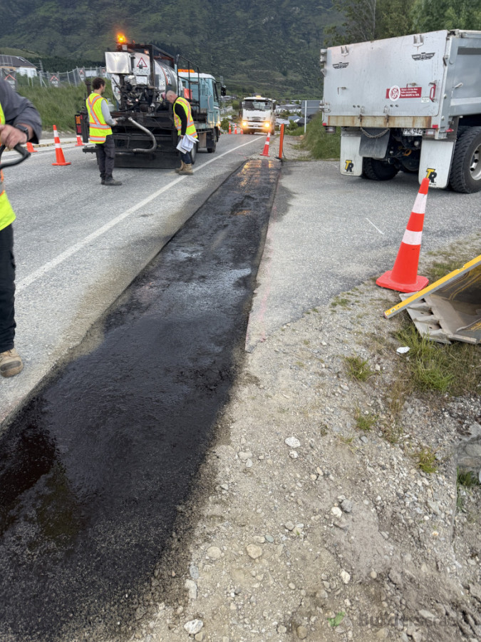 Trenching reinstatement after night works in council corridor