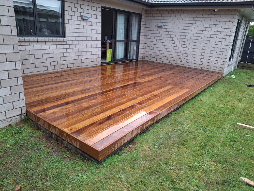 Kwila Deck