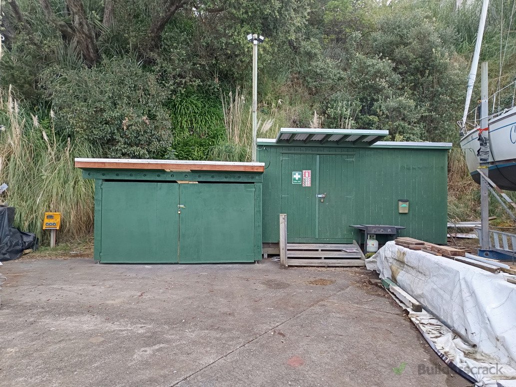 Carport for tractors at a boatyard