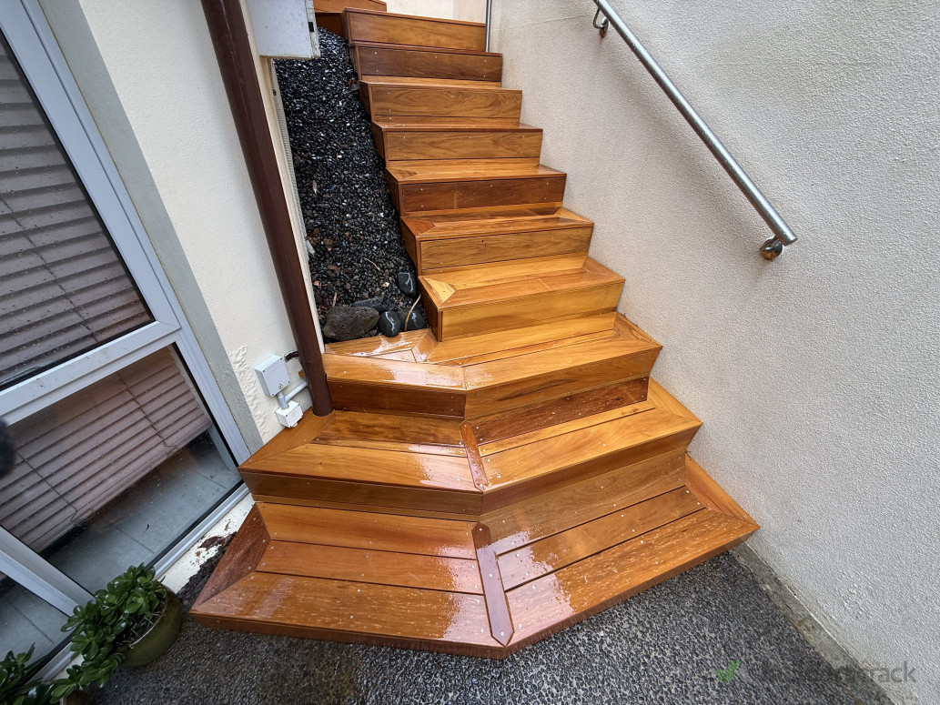 Picture frame stairs