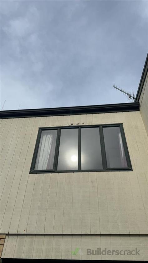Grad System Cladding Over Window Cladding above 1 window to replace (#1254461) | Builderscrack