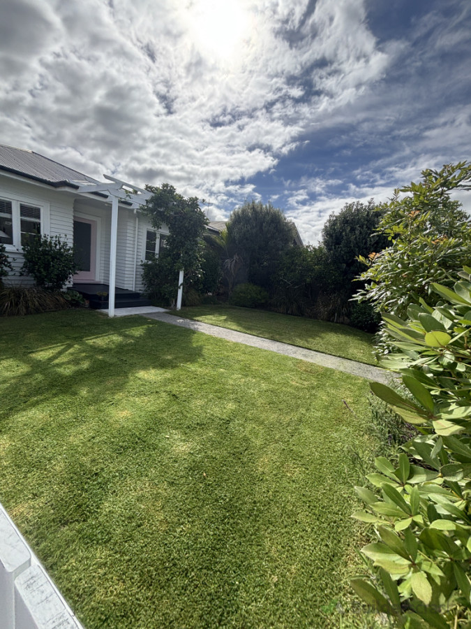 Garden and lawn maintenance Sandringham, Auckland