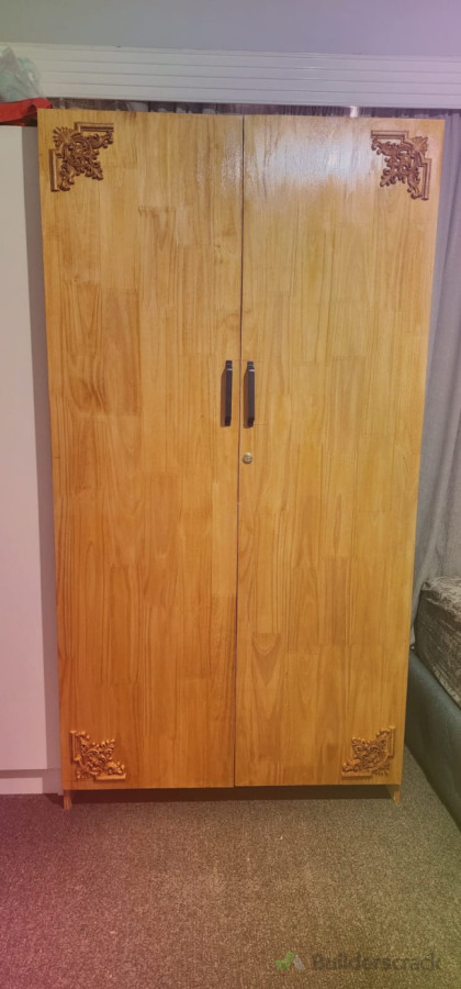 Strong & Custom Wooden Almira / Wardrobe Installation