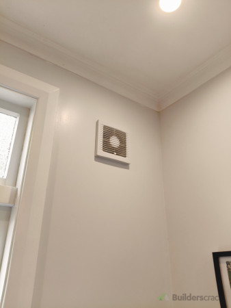 There was an extract fan in the bathroom (a good thing) but it was exposed to southerlies meaning it was essentially an opening in the wall during cold winds