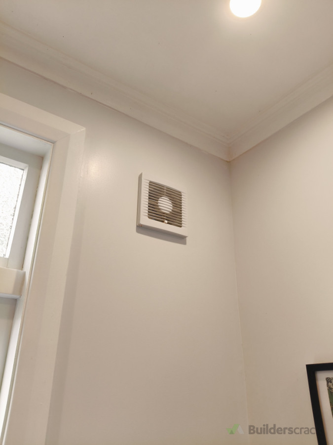 There was an extract fan in the bathroom (a good thing) but it was exposed to southerlies meaning it was essentially an opening in the wall during cold winds