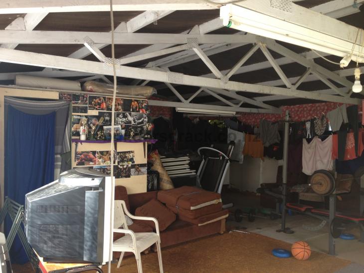 Conversion of garage to sleep out ( 42160) Builderscrack