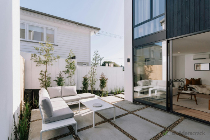 Construkt Architects 66 Huia Road Townhouses