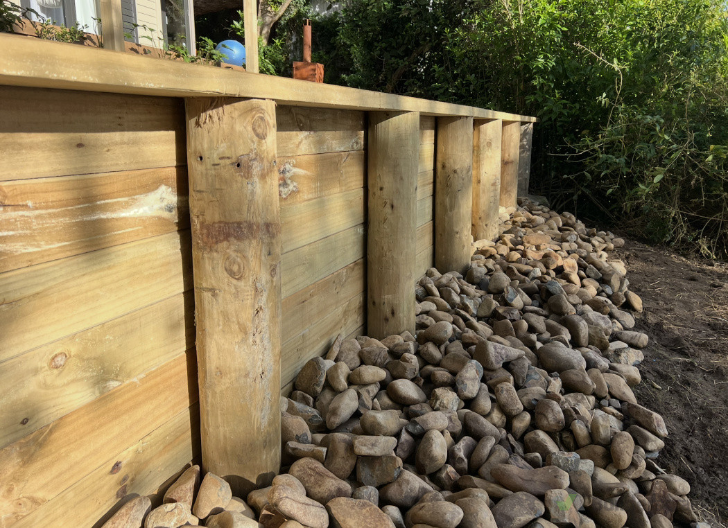 Retaining Walls (Engineered and Garden)