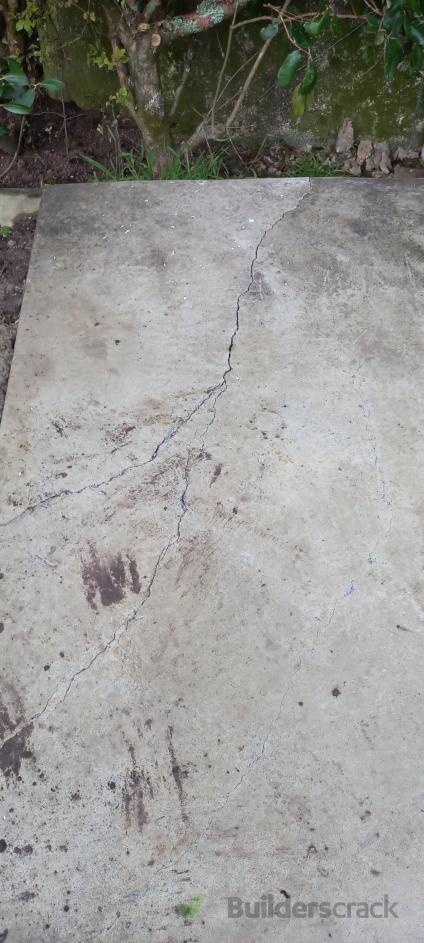 Concrete Pad Damaged (#1259659) | Builderscrack