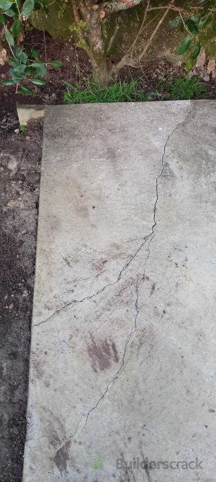 Concrete Pad Damaged (#1259659) | Builderscrack