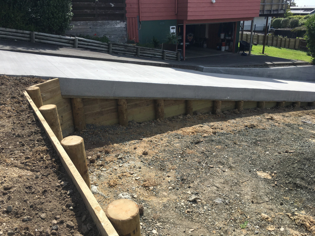 Concrete form work and boundary retaining wall. Manly.