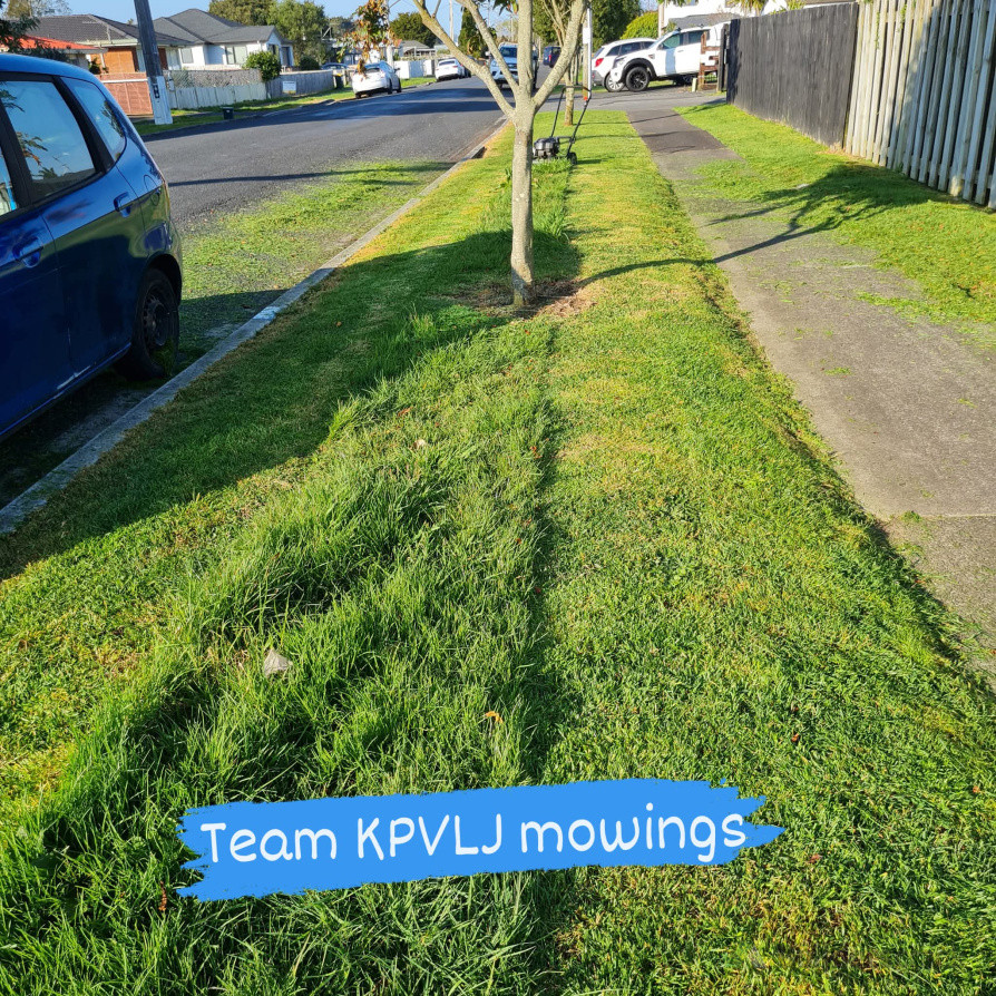 Showing difference part mowed