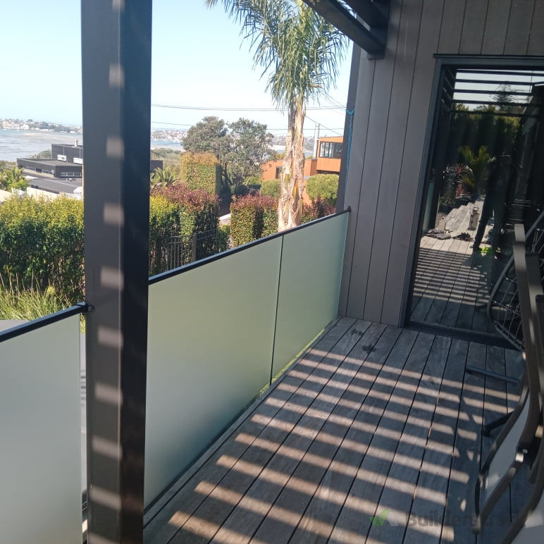 Balustrade Frost job