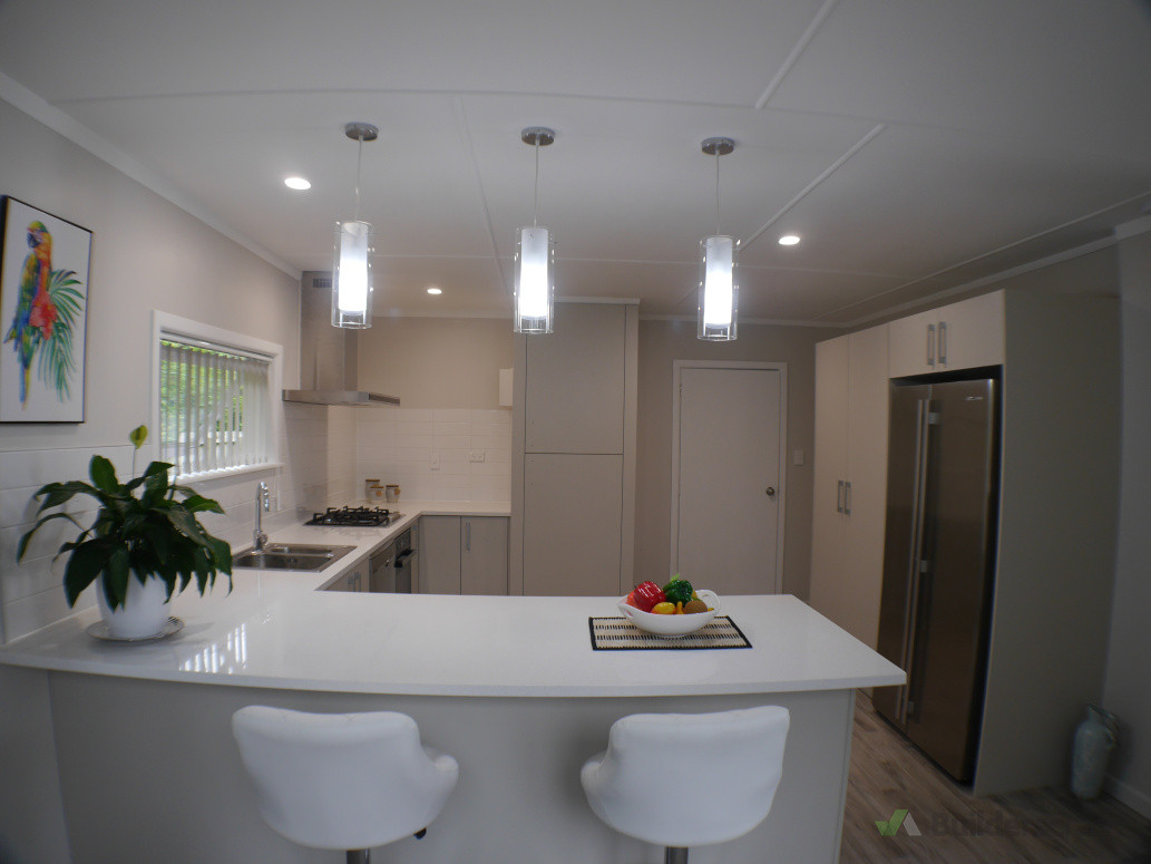 Fiished kitchen / Dining