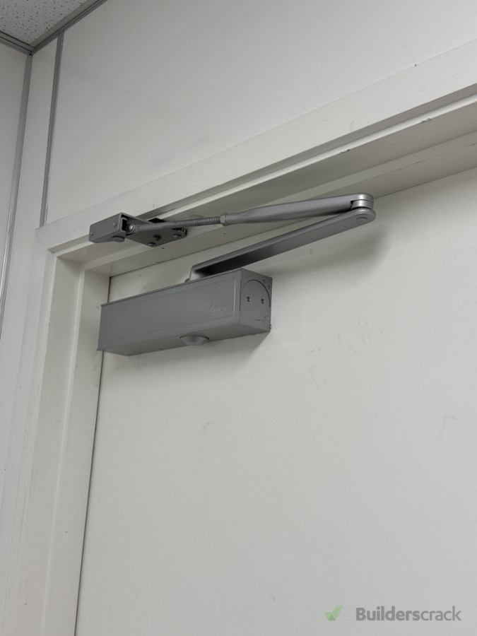 Door closer installation