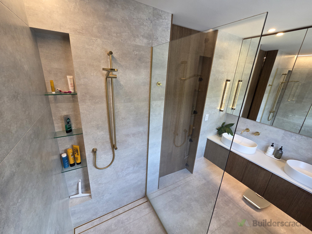 Seatoun Heights Master Ensuite