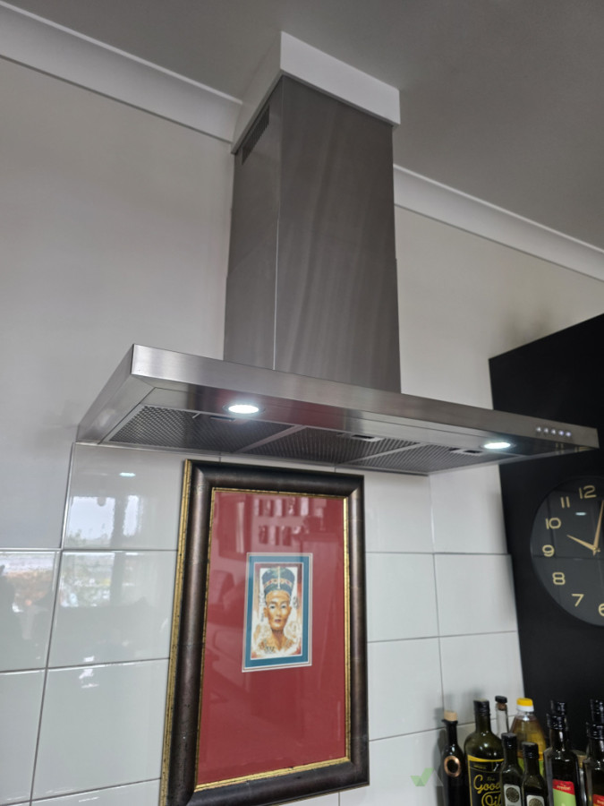 Kitchen rangehood installed