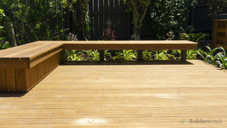 Decking with benchseat