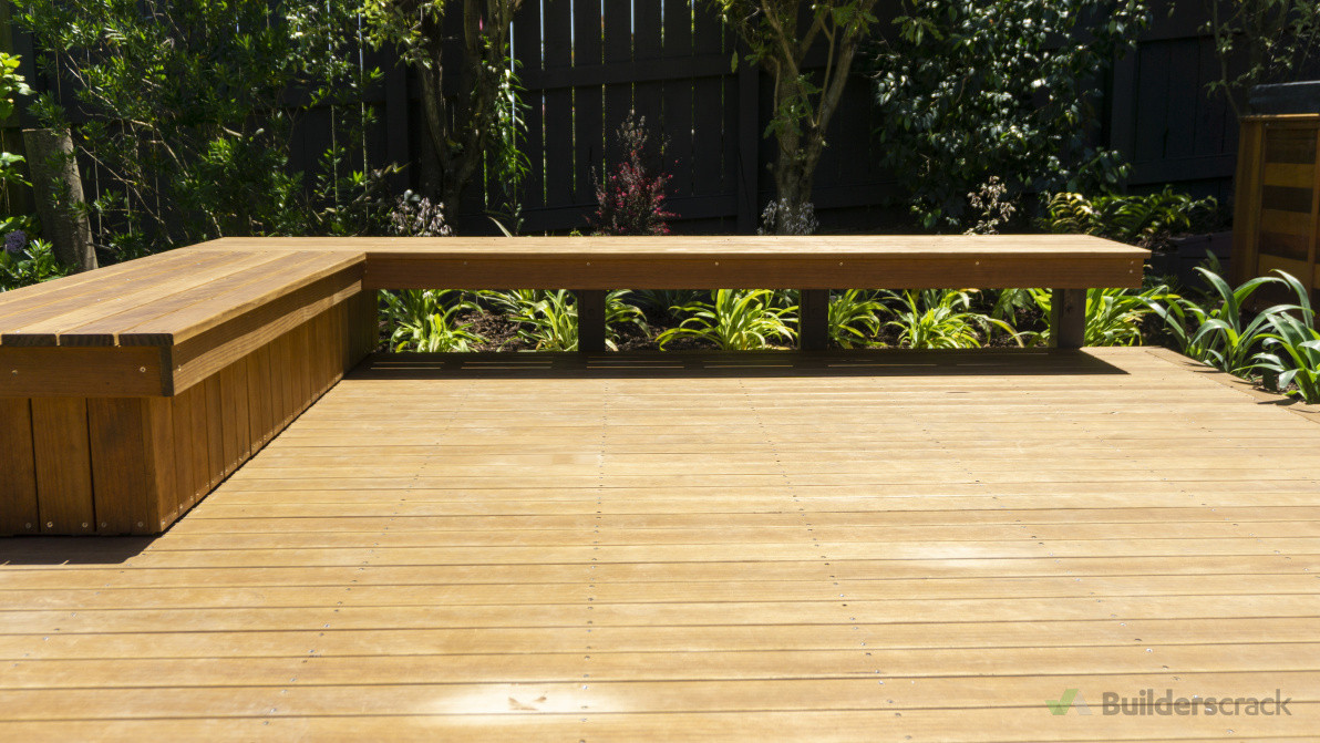 Decking with benchseat