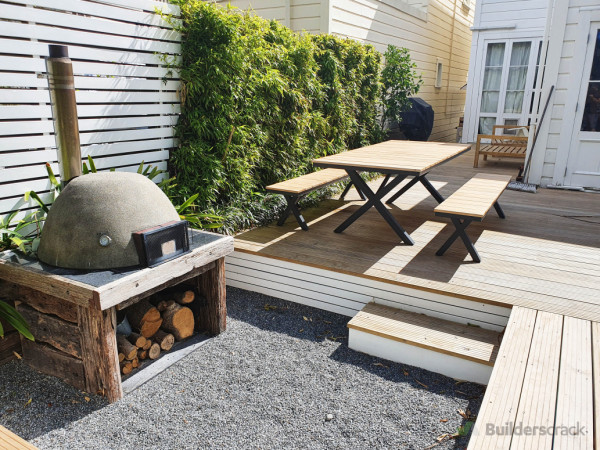 Decking area with sunken pizza oven pit