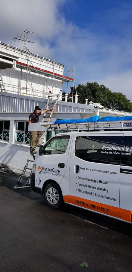 Steel gutter repairs - Commercial