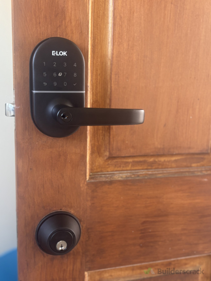 E-Lok Leverset and Deadbolt installation