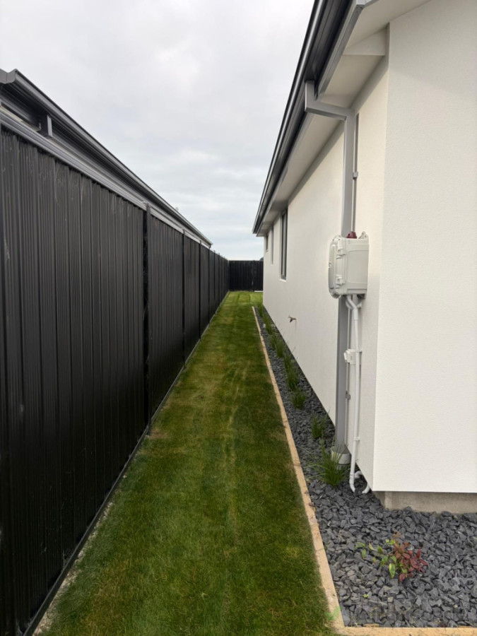 No fence
