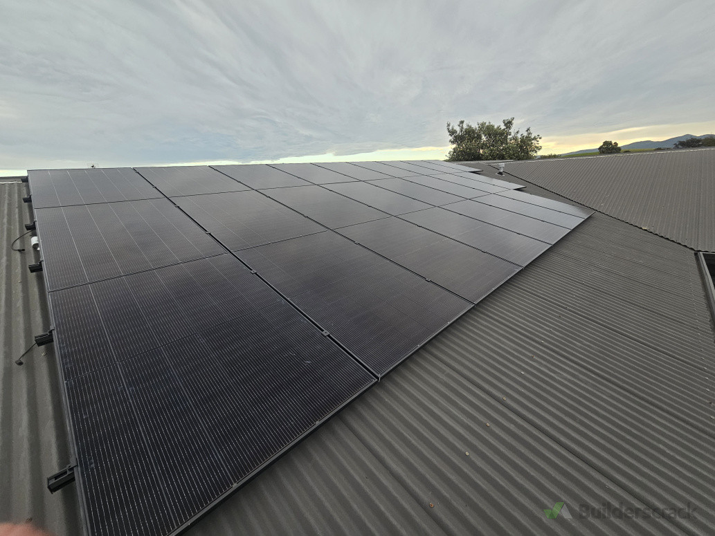 24 panel solar installation with 10 kw inverter 9kw battery