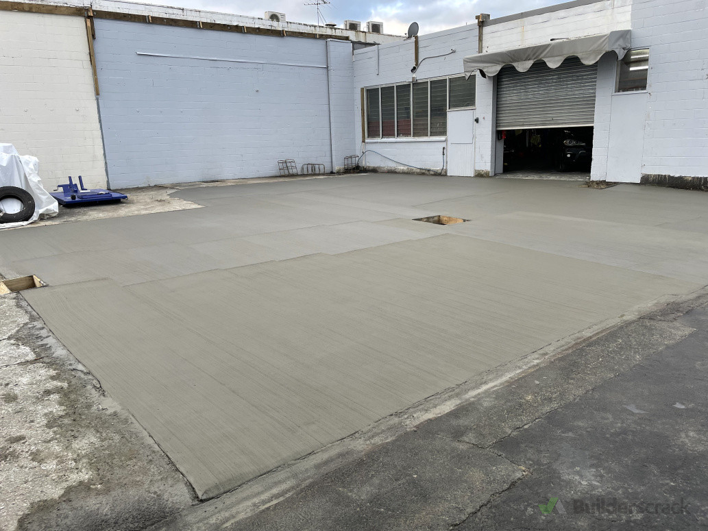 125m2 broom finish
