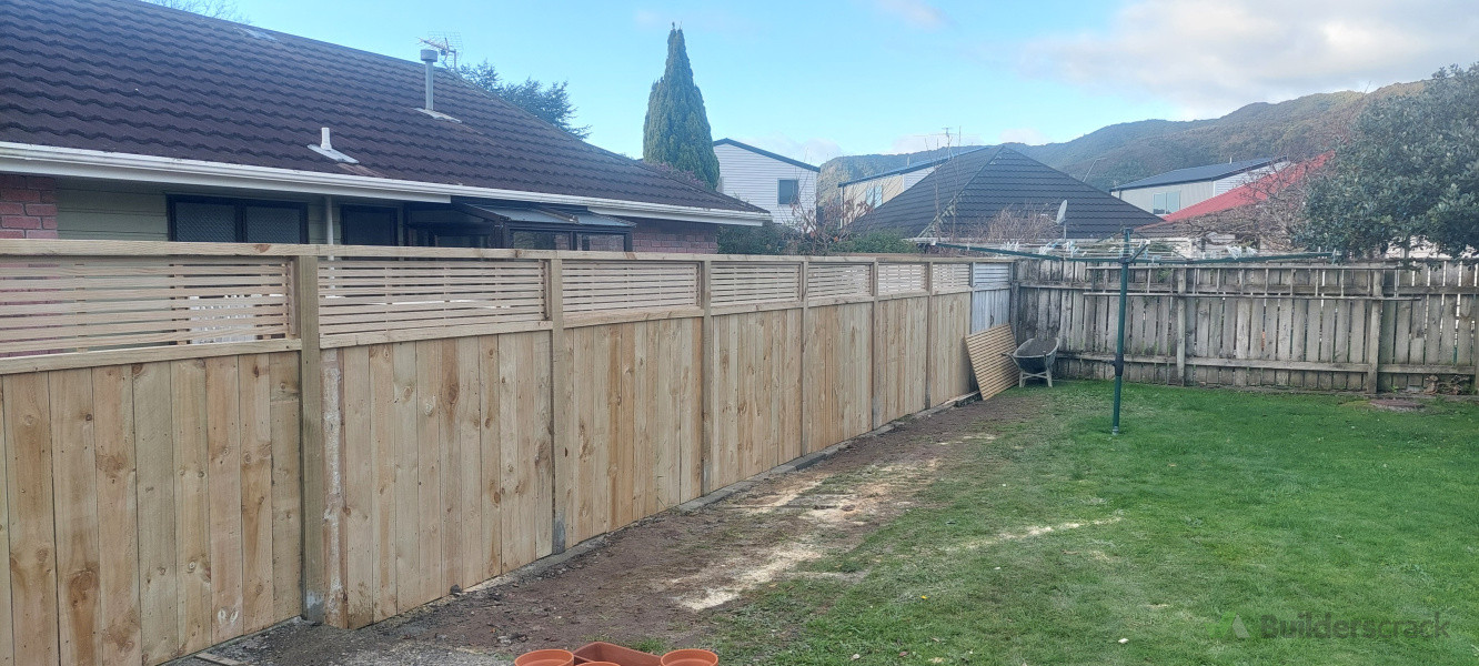 Replacement fence with trellis topper