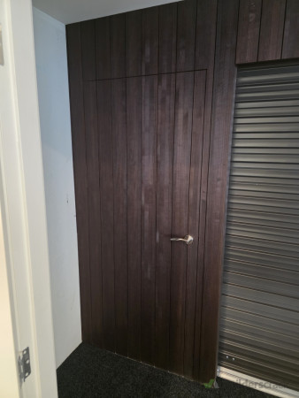 Flushmounted  workshop access door.