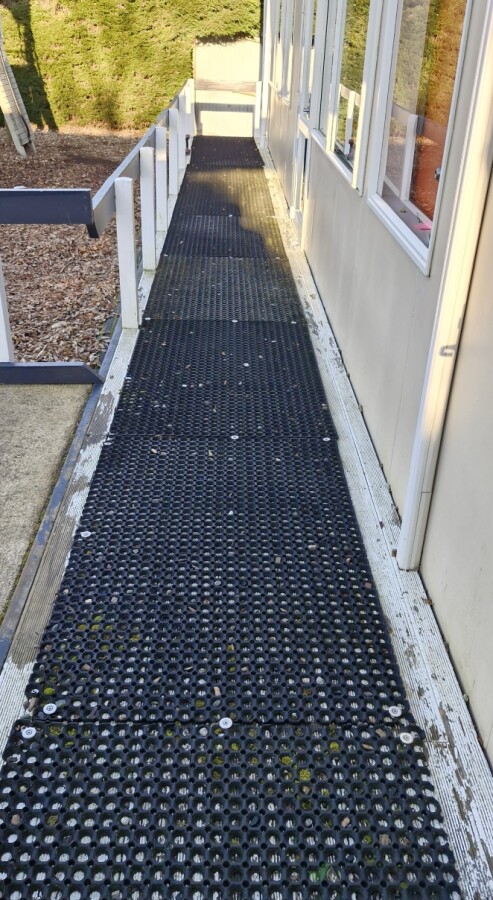 Before rubber mats