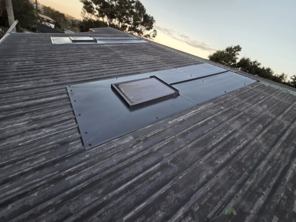 Extended flashings installed to cover all weak point. Allowing coverage into a pan/trough so if water gets pas flashing en lap it can drain to ensure zero chance of failure