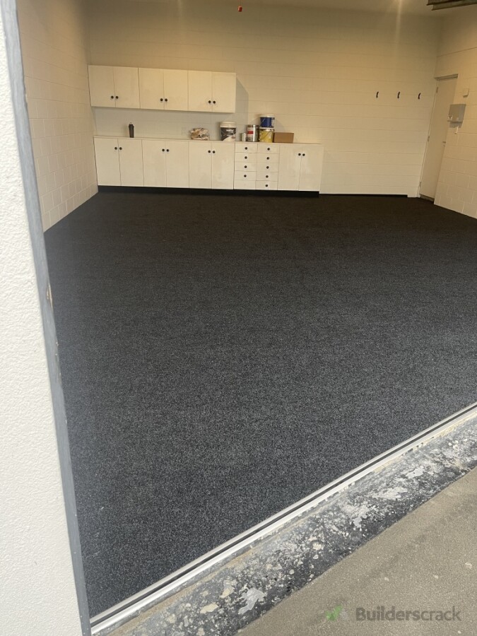 Garage carpet with 50mm brushed alloy bar finish