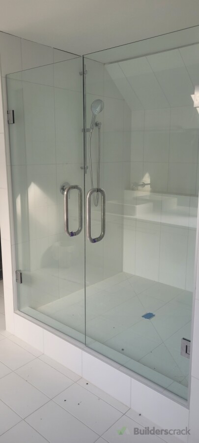 Tiled Double Shower Cubicle