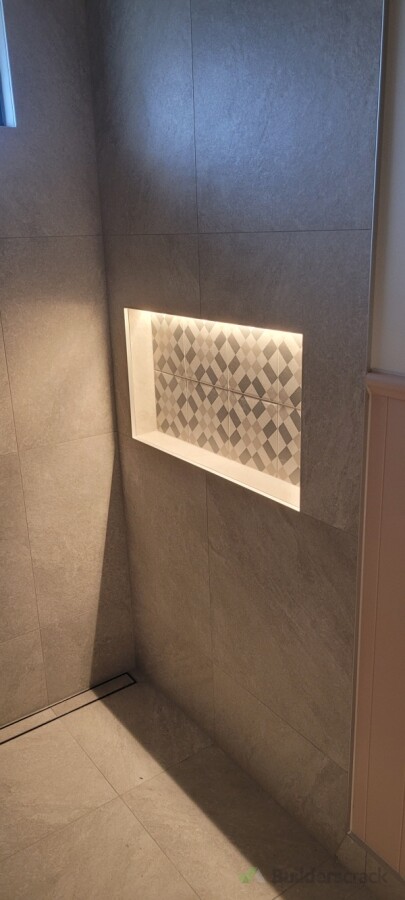 Niche with LED